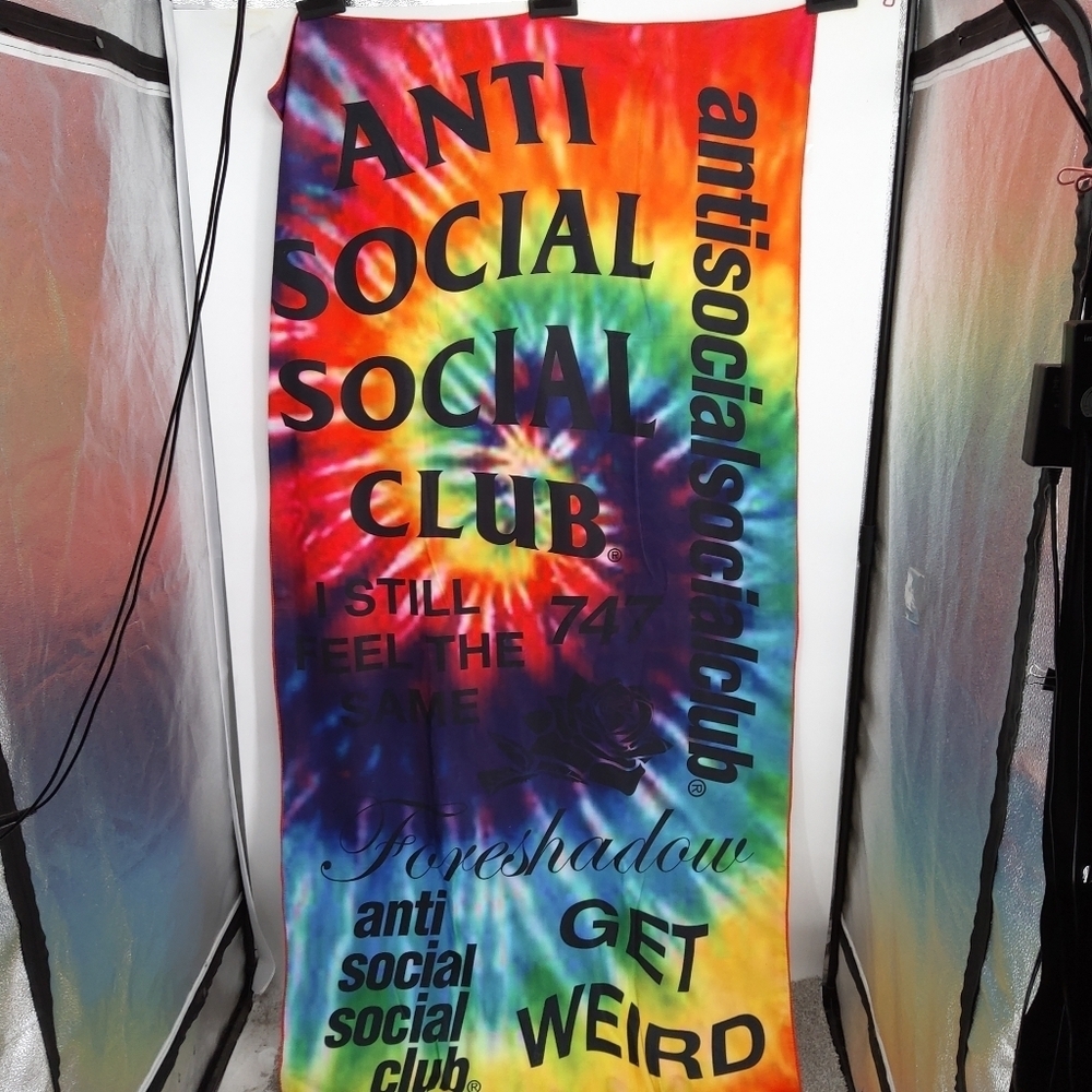 ANTI SOCIAL SOCIAL CLUB TIE DYE IDENTITY CRISIS BLANJET